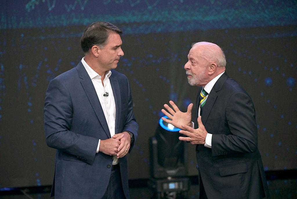Flávio Bolsonaro não pretende abrir sigilos após desafio de Lula, afirmam aliados