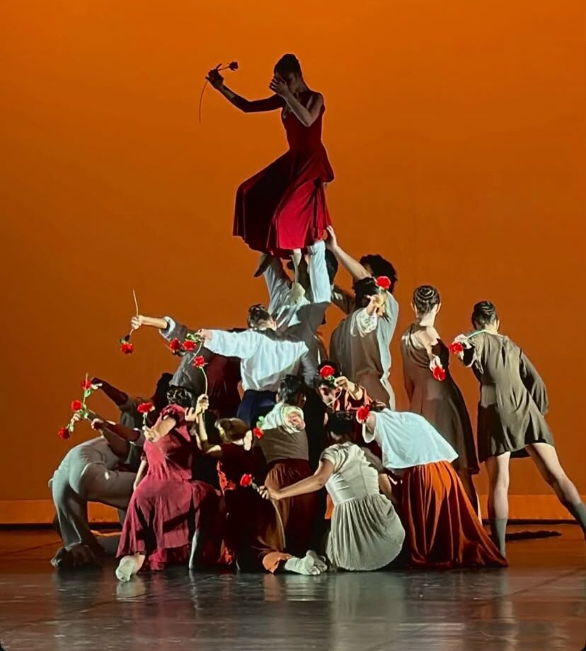 Bailarinos goianos disputam final de festival de dança na Argentina neste final de semana